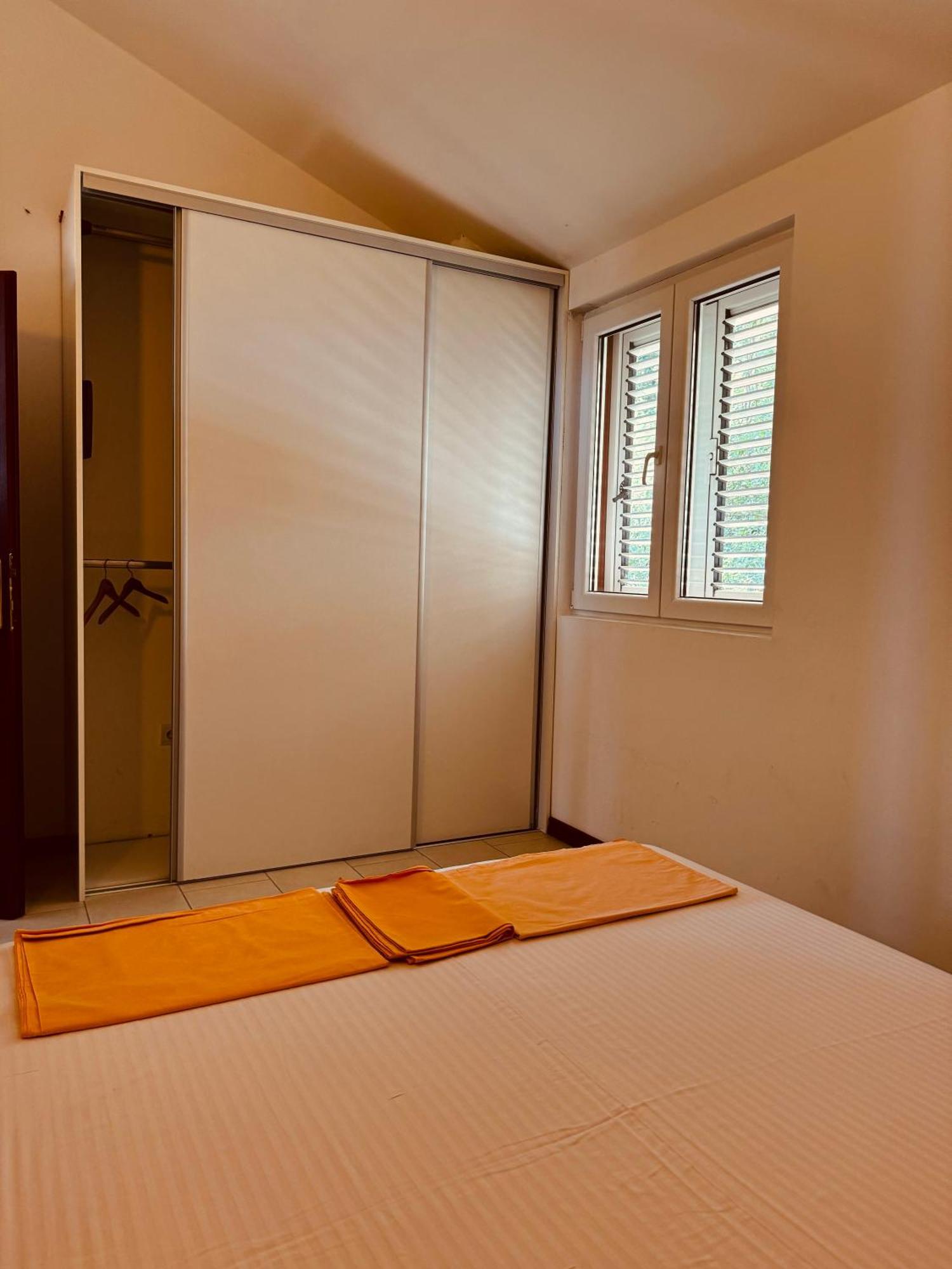 Budva Felix Suites Eksteriør bilde