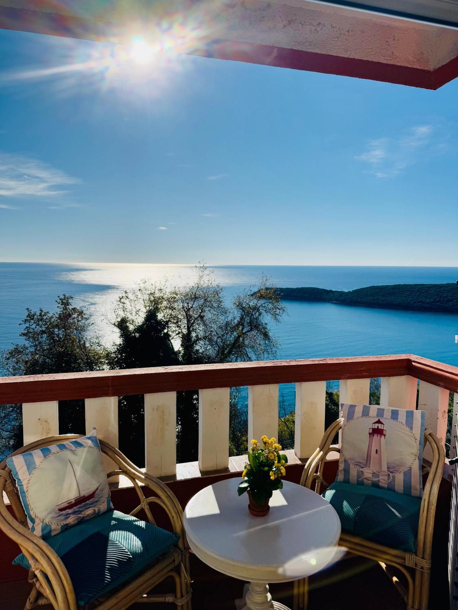 Budva Felix Suites Eksteriør bilde