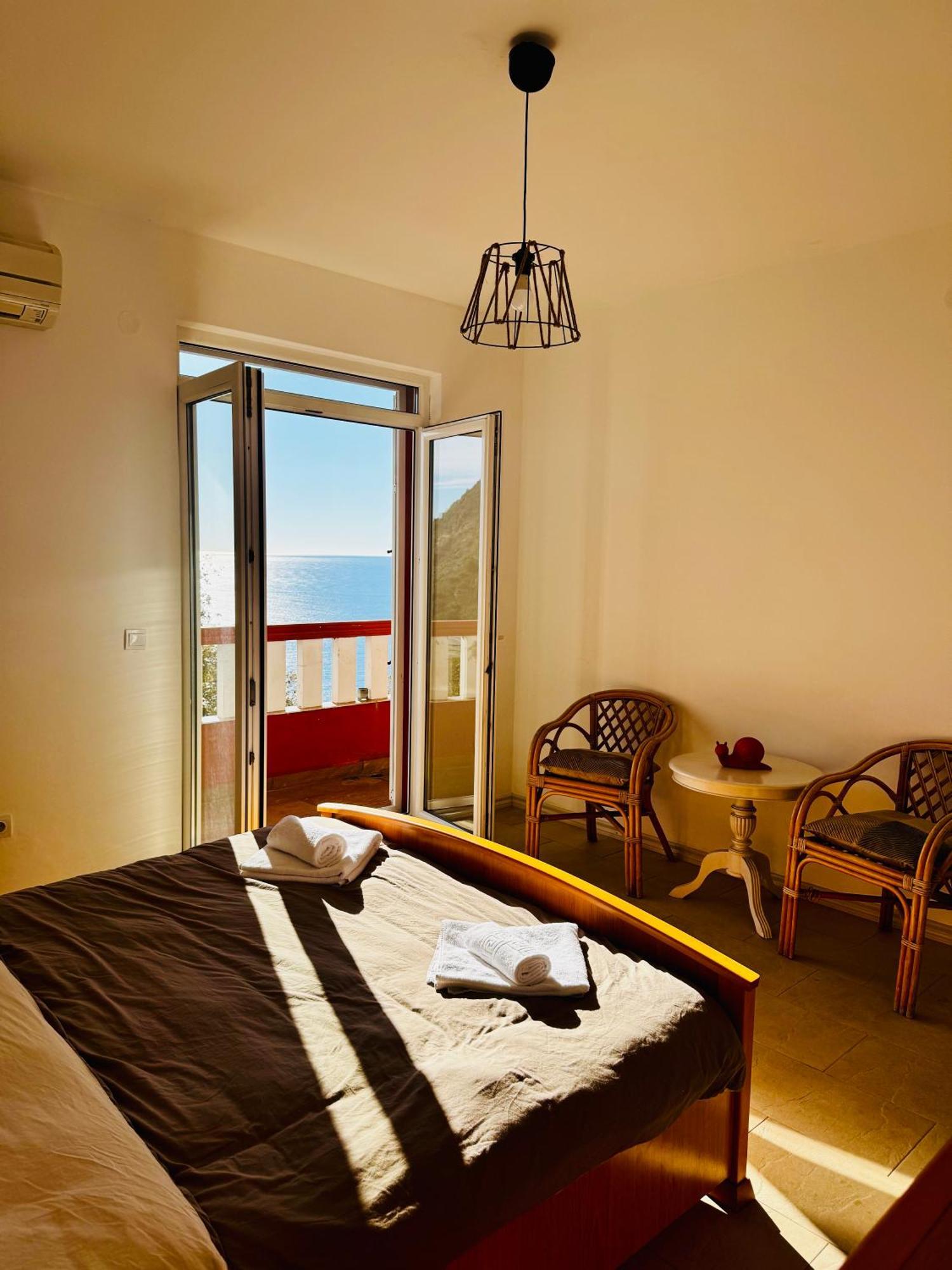 Budva Felix Suites Eksteriør bilde
