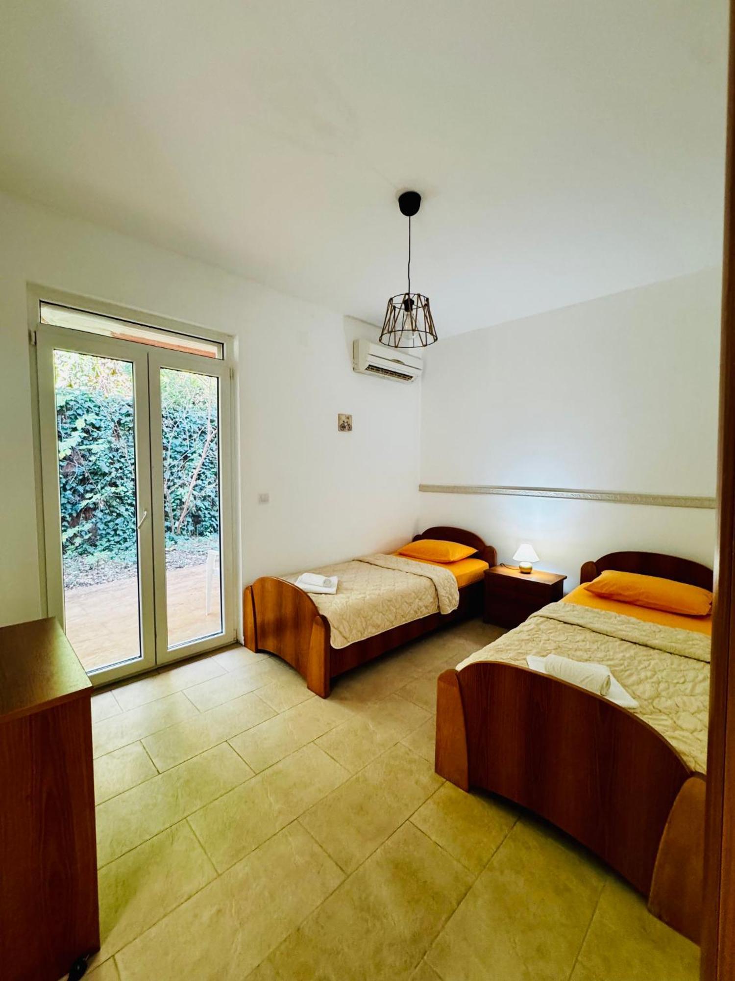 Budva Felix Suites Eksteriør bilde
