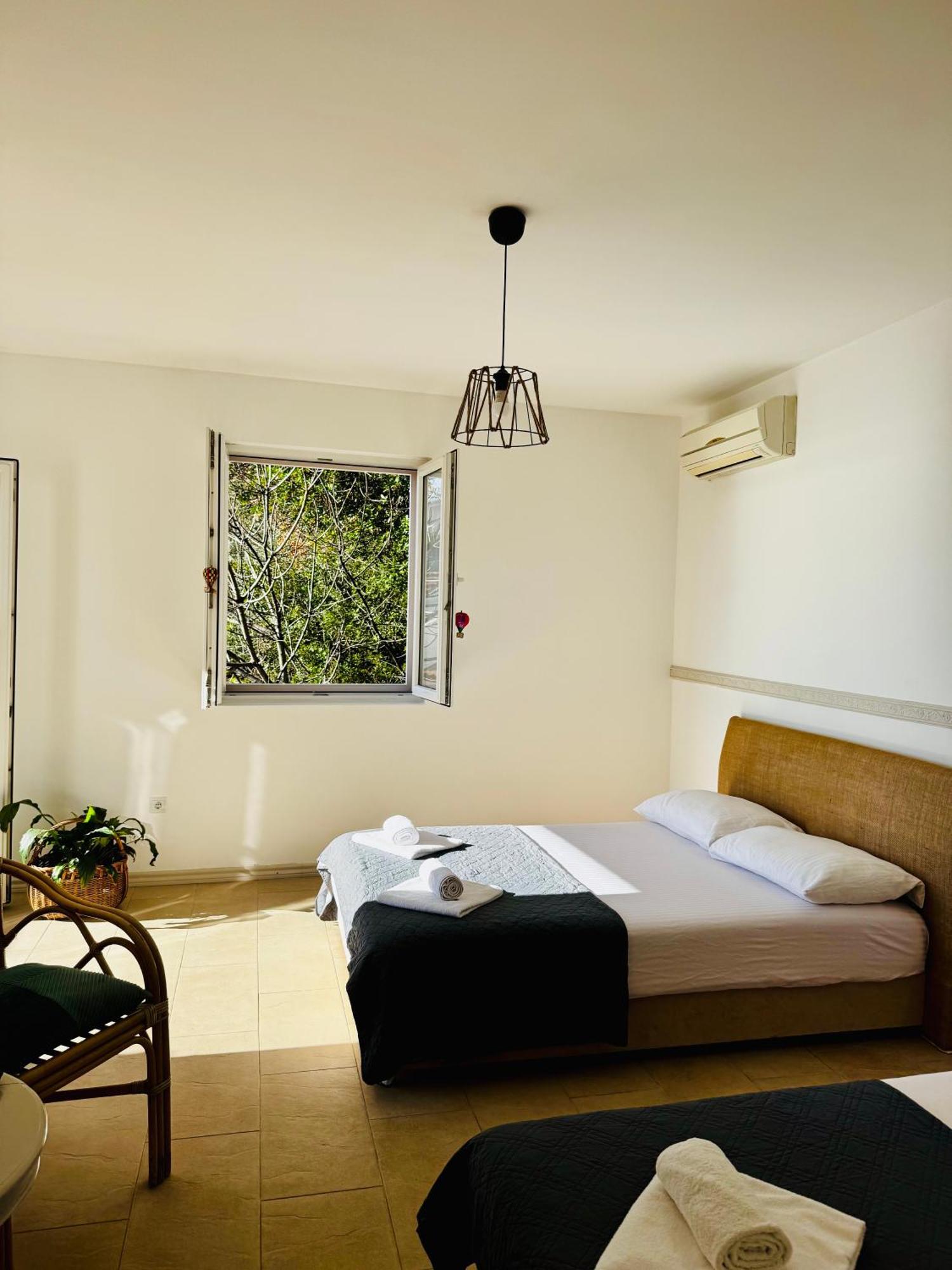 Budva Felix Suites Eksteriør bilde