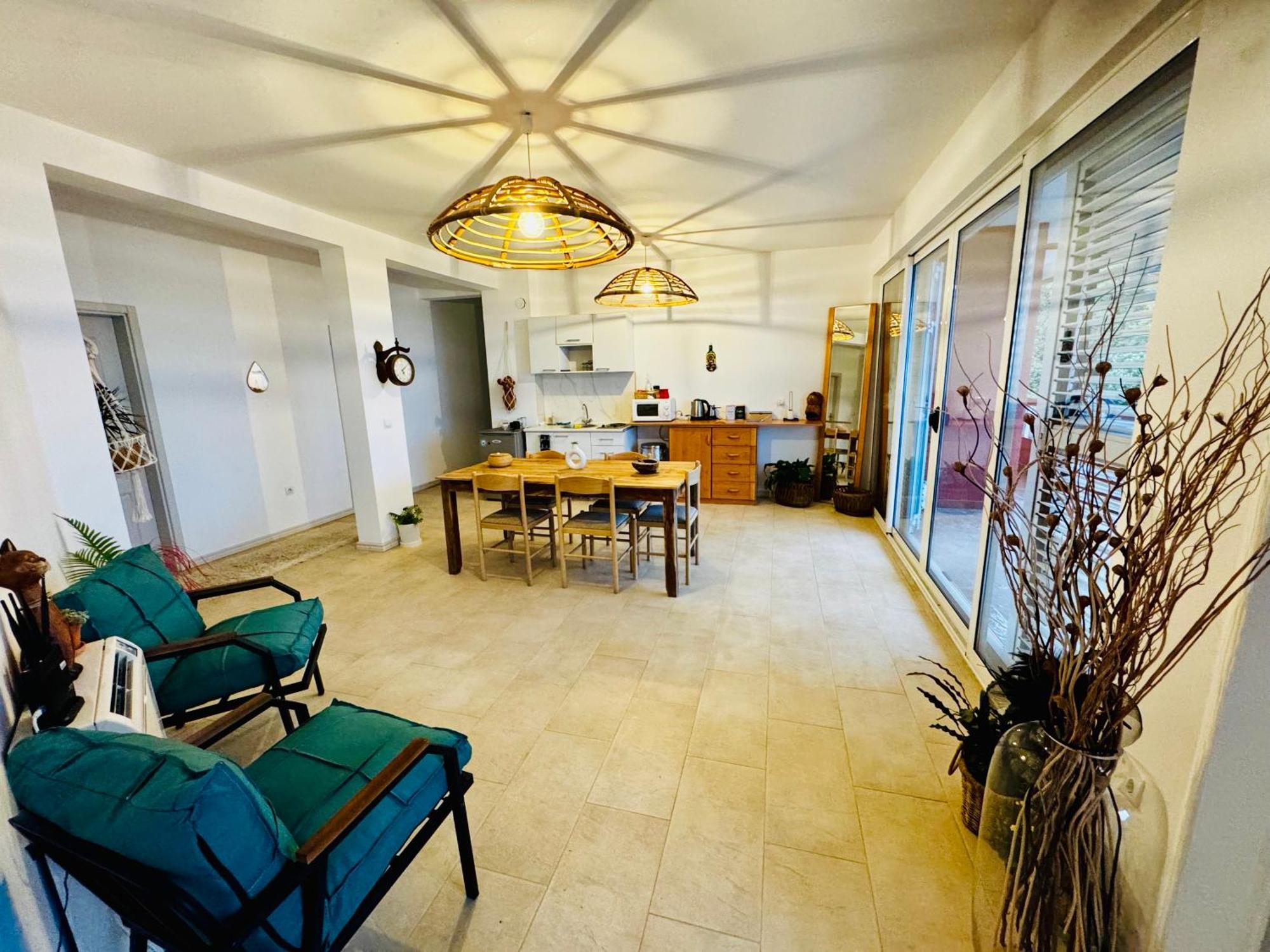 Budva Felix Suites Eksteriør bilde