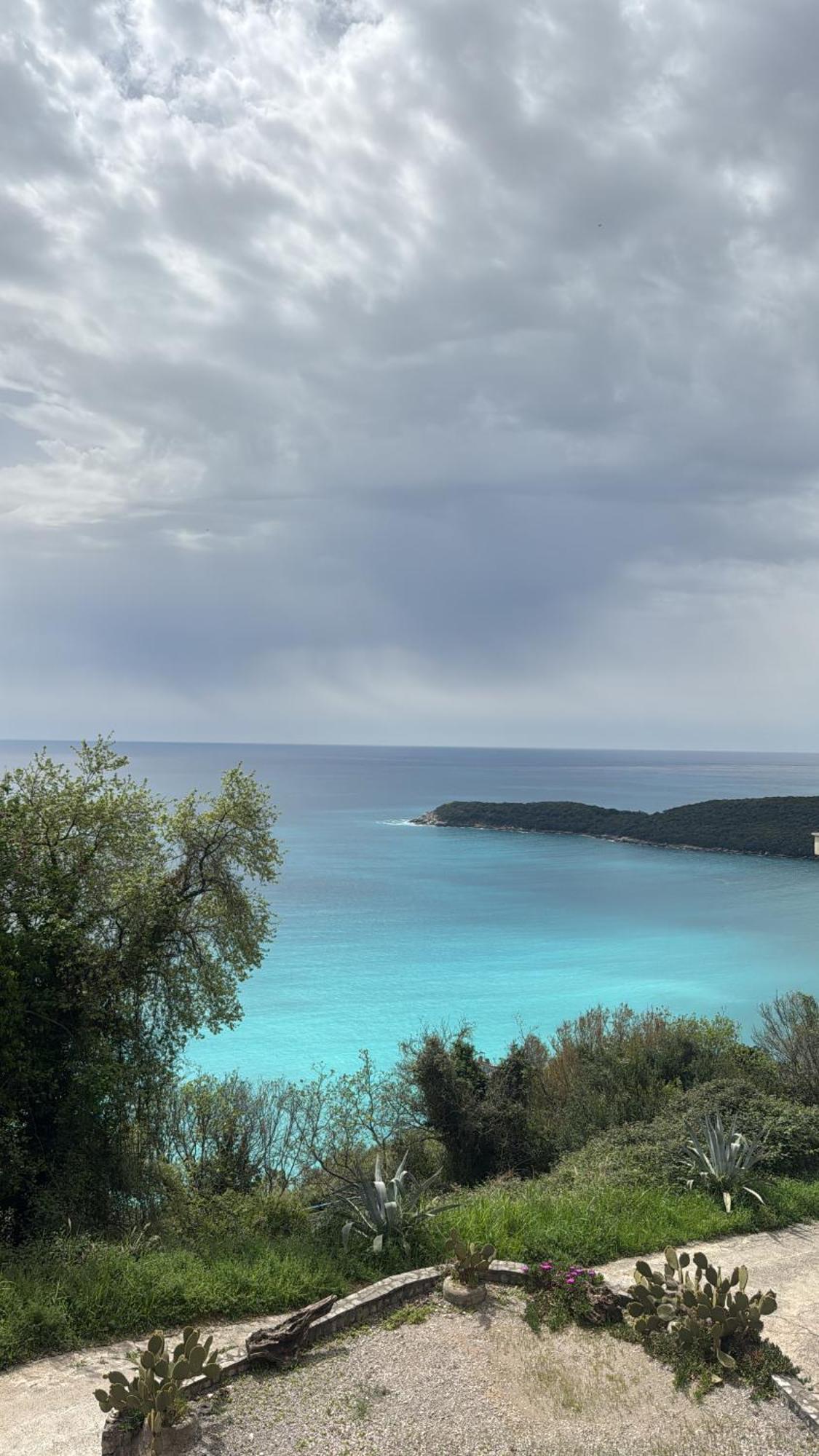 Budva Felix Suites Eksteriør bilde