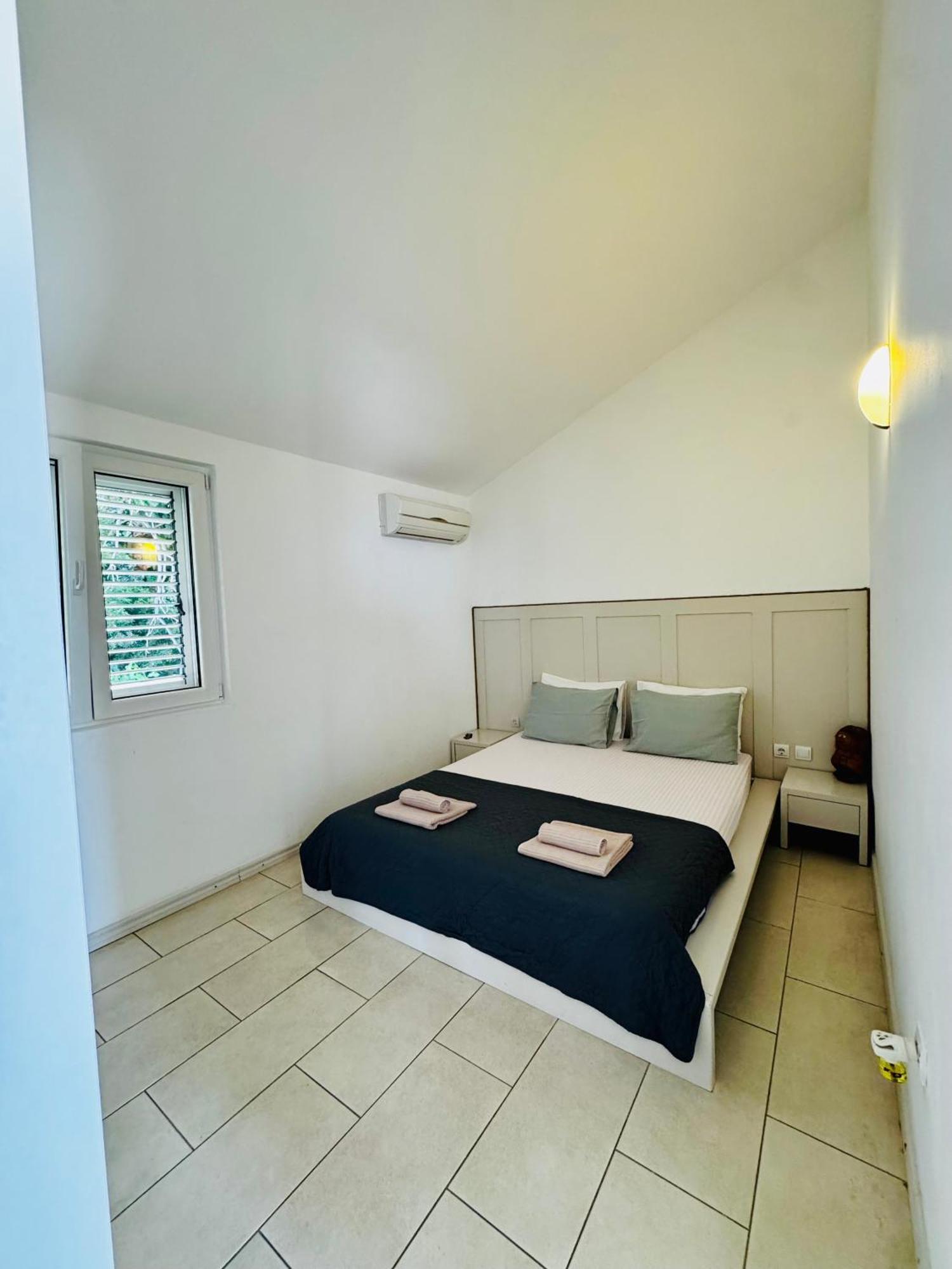 Budva Felix Suites Eksteriør bilde