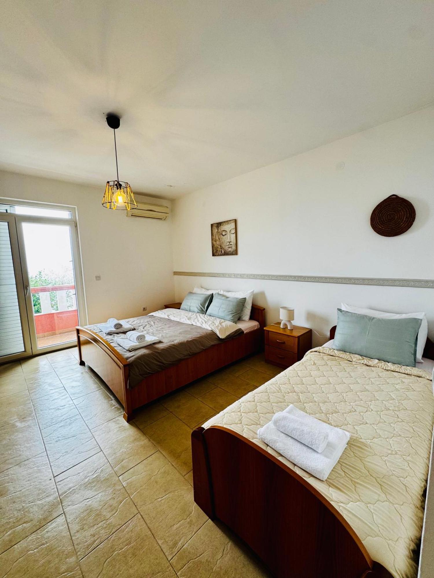 Budva Felix Suites Eksteriør bilde